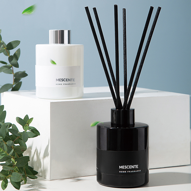 M&Scent veľkoobchodný luxusný privátny dekoratívny kvetinový difúzor z trstinového vlákna so zátku