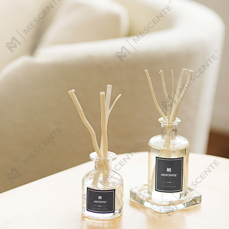 M&Scent veľkoobchodná luxusná sklenená fľaša 2025 Nový príchod Najnovší dizajnový jazýčkový difúzor