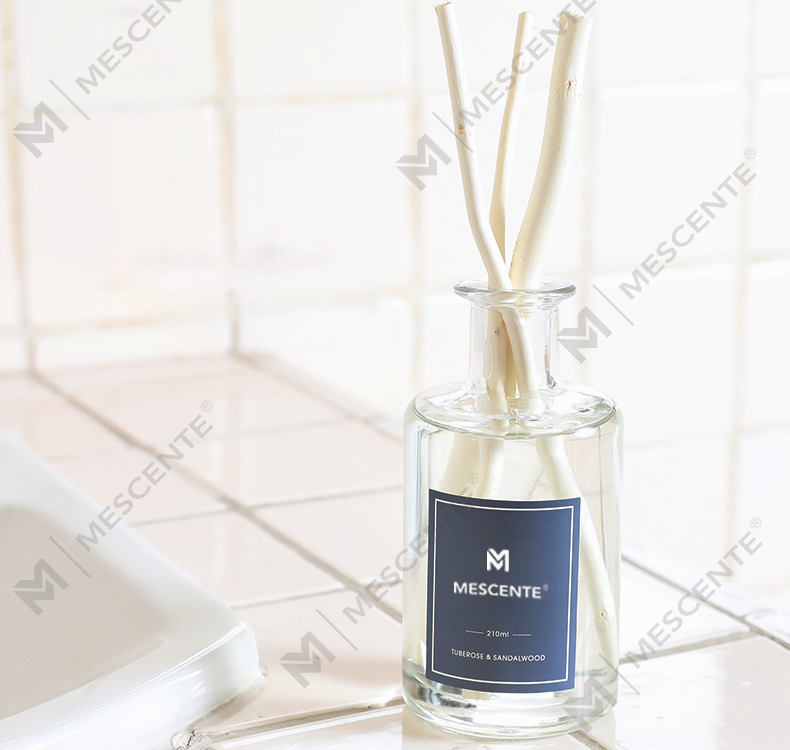 M&Scent veľkoobchodná luxusná sklenená fľaša 2025 Nový príchod Najnovší dizajnový jazýčkový difúzor