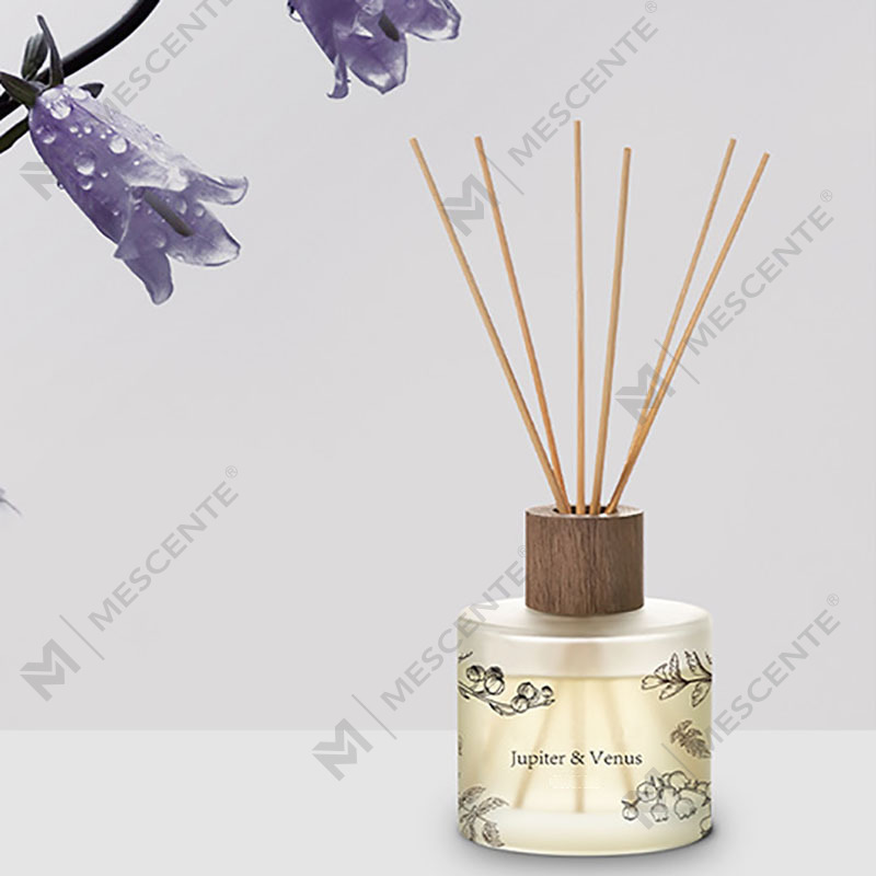 Veľkoobchodný predaj M&Scent Luxusné vlastné dekoratívne jantárové sklo Bez ohňa Jedinečný transparentný kvetinový aróma trstinový difúzor