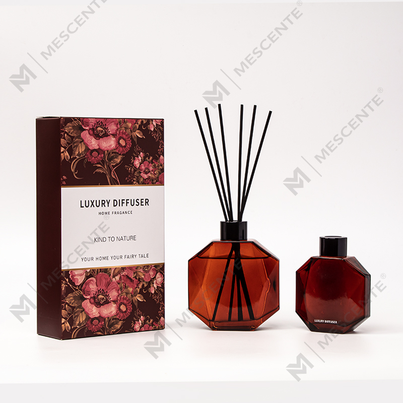 Veľkoobchodný predaj luxusných vlastných mini fliaš M&Scent Aromaterapeutický trstinový difuzérový olej s darčekovou krabičkou
