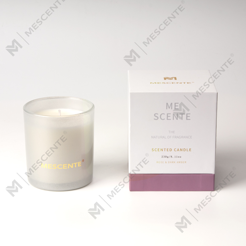 M&Scent Private Label Christmas Black Candle Dózy Aromaterapeutické vonné sviečky Vône