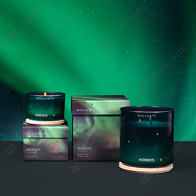 M&Scent luxusné ručne vyrábané vianočné ozdobné sviečky zo sójového vosku s darčekovou krabičkou