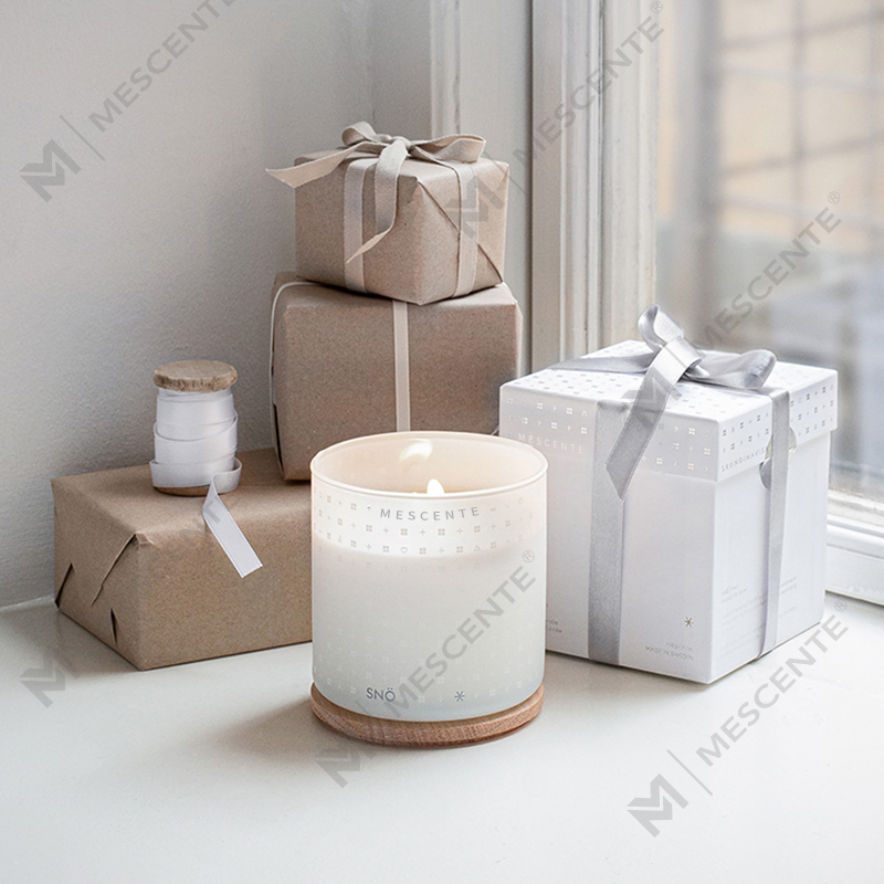 M&Scent luxusné ručne vyrábané vianočné ozdobné sviečky zo sójového vosku s darčekovou krabičkou