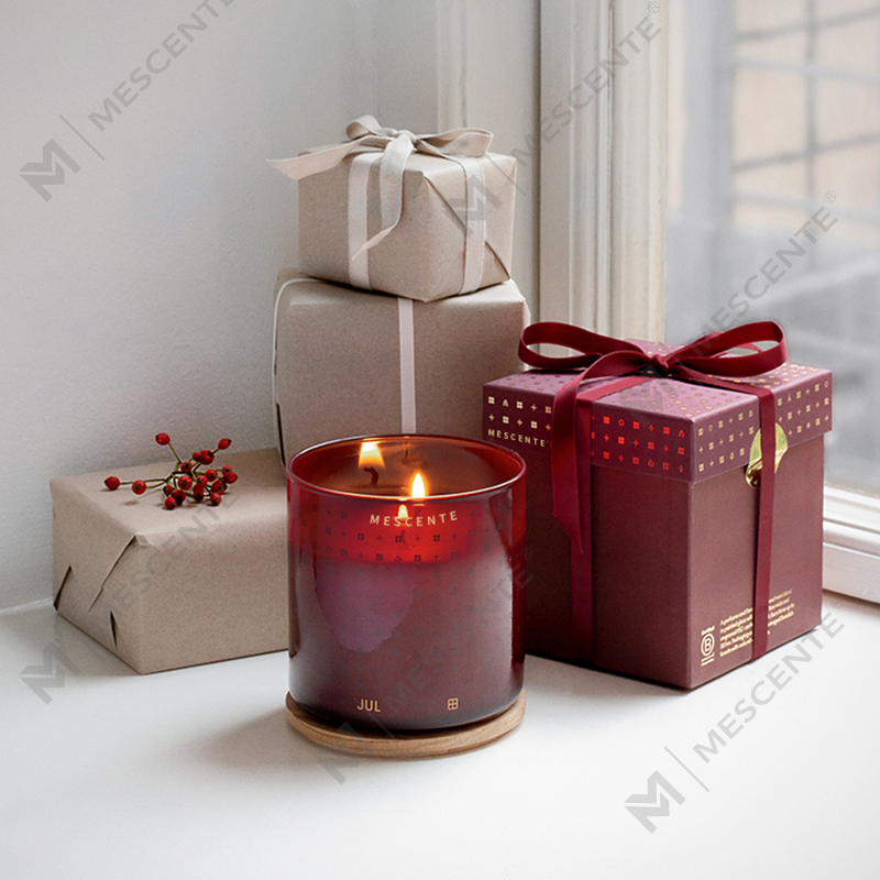 M&Scent luxusné ručne vyrábané vianočné ozdobné sviečky zo sójového vosku s darčekovou krabičkou