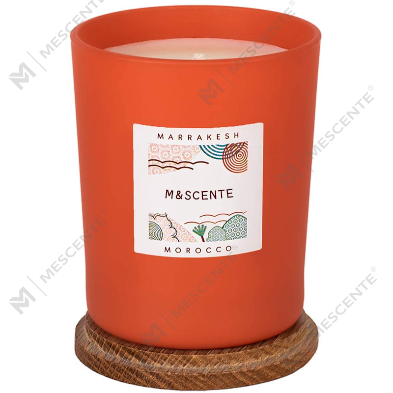 Privátna značka M&Scent vyrábala elegantné farebné voňavé sviečky zo sójového vosku