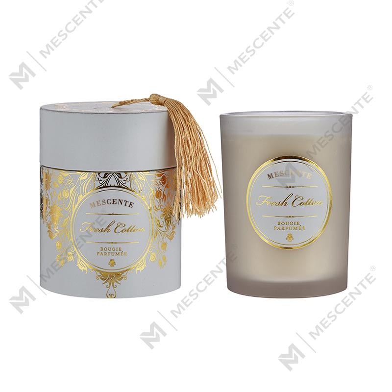Luxusné vianočné biele voňavé sviečky s personalizovaným logom M&Scent