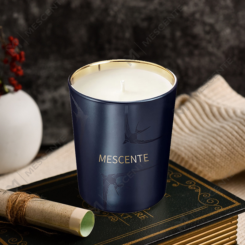 M&Scent ručne vyrábaný luxusný sklenený stojan Vanilková vonná sviečka s kryštálmi