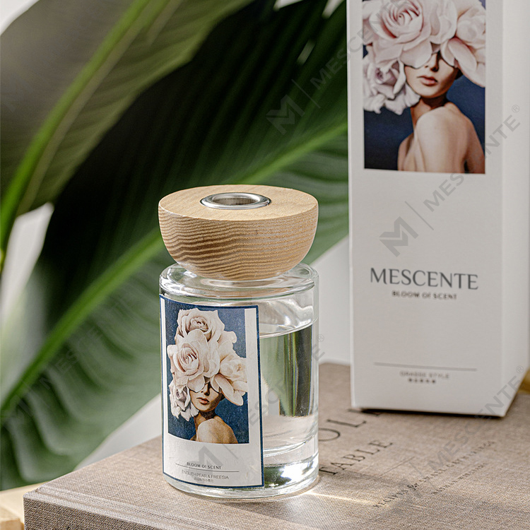 M&Scent veľkoobchodná súprava rákosových difúzorov zo sklenených fliaš privátnej značky so zátkou